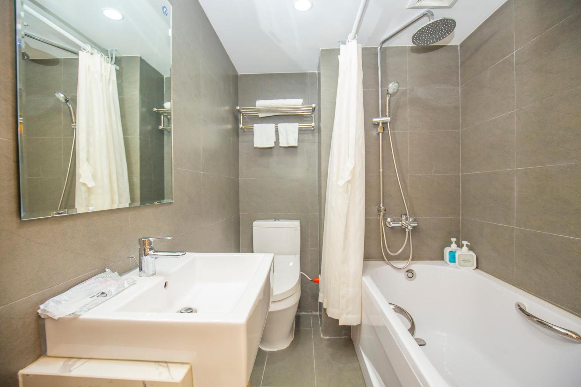 Sumitomo5- Serviced Apartment & Hotel Hanoi Buitenkant foto